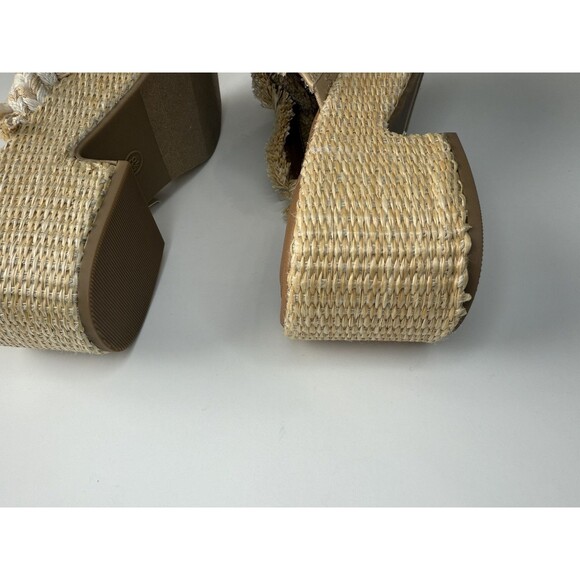 Woman's Sandals Slip On Universal Thread Chunky Block High Heel Tan Size 8.5 - Picture 4 of 6